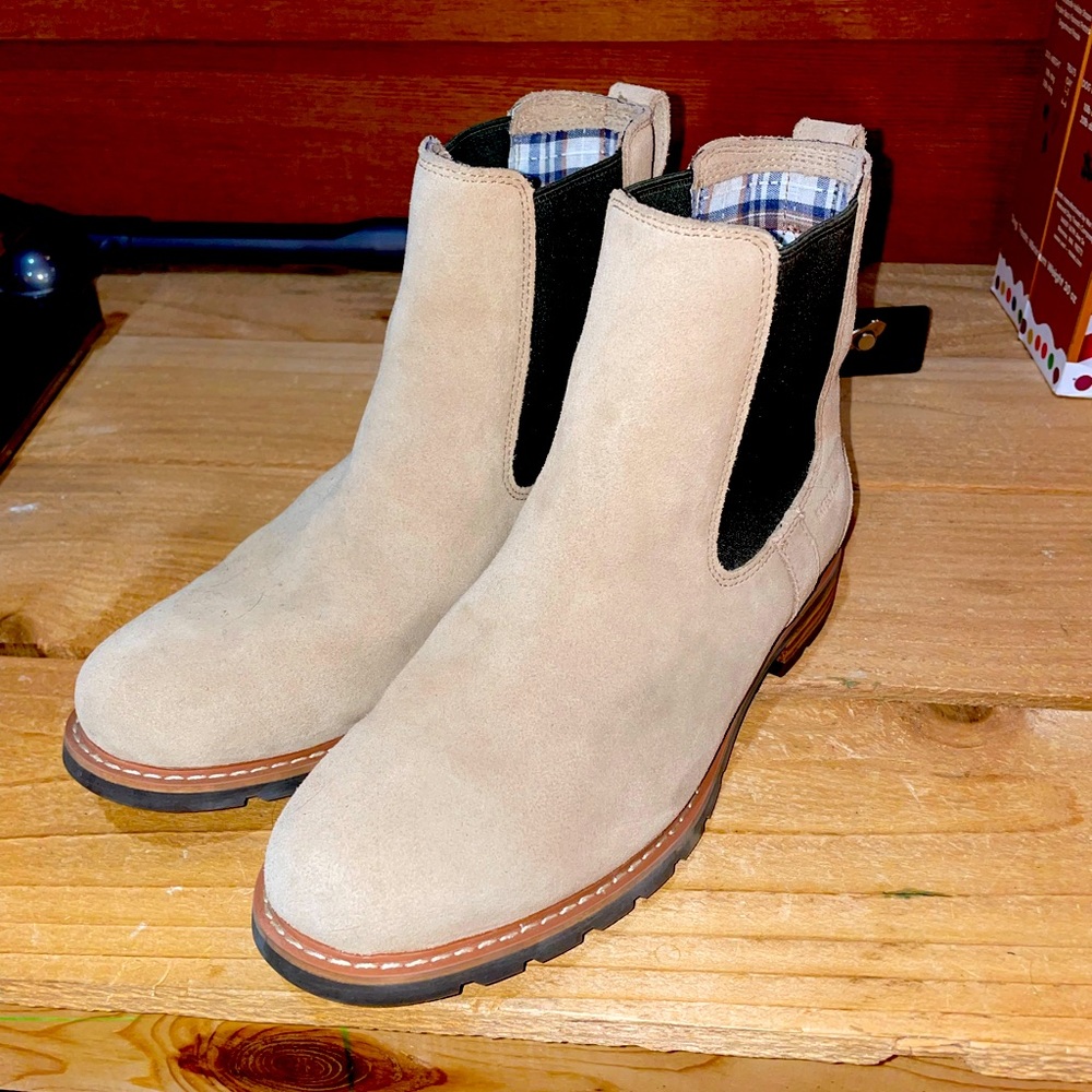 Womens Ariat Boots